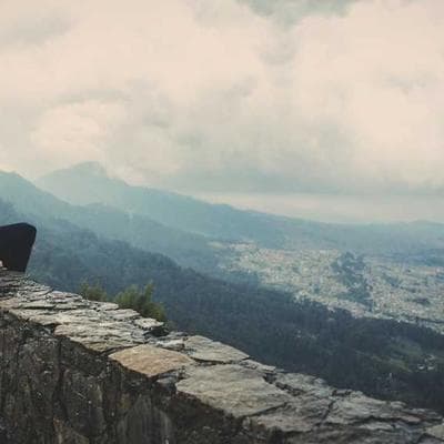 Lucas e um mistério na chuva